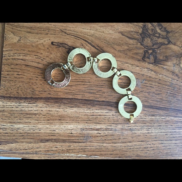 Embroidered peasant top trio - Picture 10 of 15